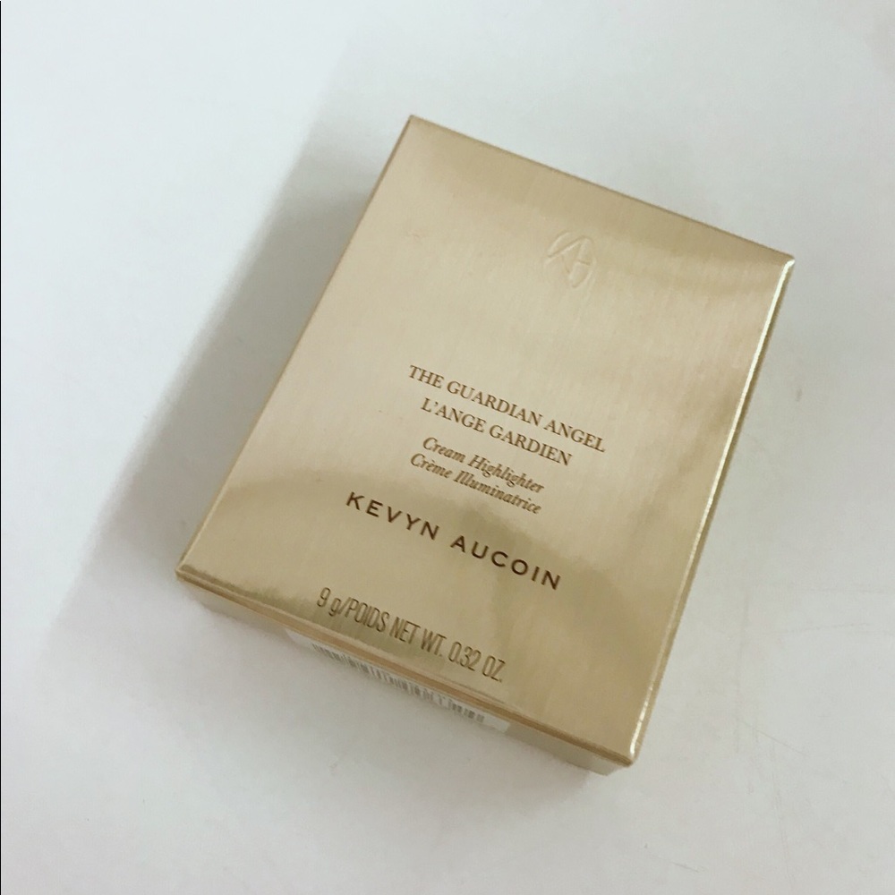 New! Kevyn Aucoin Cream Highlighter